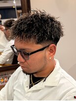 メゾンフォーメン 心斎橋店(Maison for men) ダウンバング ハードツイストパーマ テーパーフェード