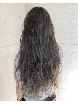 ファン(FUN.) アディクシーカラー グレージュ【熊谷】