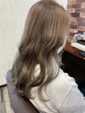 ヘアー リードレス(hair Re:dress) 大人可愛い透明感×立体感ハイライトグレージュウェーブロング
