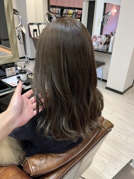 アウラ 小杉店(AULA) オリーブベージュ