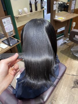 エルパライソ 鯖江店(Elparaiso) 鯖江/髪質改善/オッジオット/白髪染め/縮毛矯正/ヘッドスパ