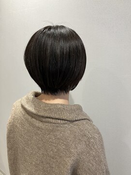 ルシードスタイルレーヴ(LUCIDO STYLE REVE) 黒髪ショートボブ