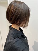 白髪ばかしハイライト 似合わせカット軽めボブ ブラウンベージュ