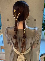 グレージュ　大人かわいい　フェザーバング　マッシュショート