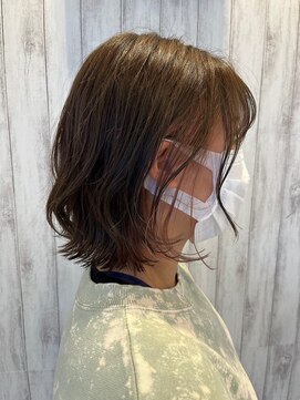 アッシュ 田無店(Ash) 切りっぱなしボブ フレームカラー