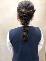 びゃんびゃん 江端店&nbsp;ヘアセット/アレンジ/編み下ろし/結婚式お呼ばれスタイル