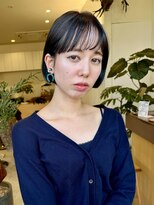 イーズ 鎌倉(e's)&nbsp;《イーズ鎌倉》透明感の美しいターコイズブルー/ハイライトボブ