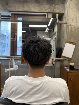 タメ(tame-) サーフカール/フェザーパーマ/ブルーブラック【都賀/メンズ】