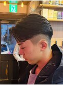メンズ　ツーブロック　ニュアンスパーマ　センター分け