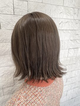 ラヴリア カミツ(LOVERIA KAMITSU) マットベージュ