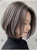 おしゃれな大人のハイライト×グラデーションボブ アッシュ
