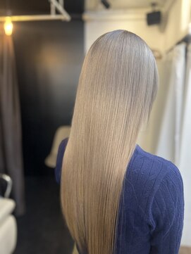 ユーリ(juli) カット/髪質改善カラー/ブリーチ/髪質改善トリートメント