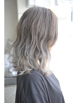 ルーナヘアー(LUNA hair) 『京都ルーナ』シルバーグレージュ【草木真一郎】グラデーション
