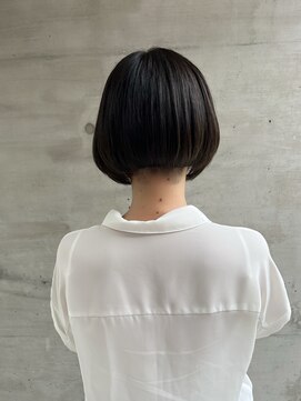 アッシュタカサキ(ash takasaki) 大人可愛い小顔前下がりボブ×ナチュラルボブ×ミニボブ20代30代