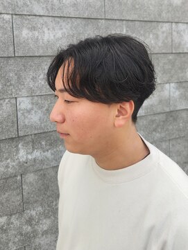 ニアウ 伊勢崎連取店(Niau) 刈り上げショートセンターパートニュアンスパーマ