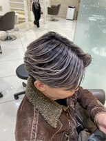 マージュ ギンザ(marju GINZA) シルバーグレーバレイヤージュフェザーパーマセンターパート