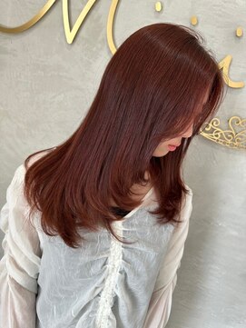 ミュウ(Miiiu) 大人可愛い透明感立体感スカーレット×レイヤーカット