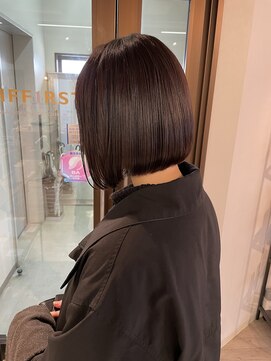 コワファーストナガサキシャンプーボーイ(COIFF1RST NAGASAKI SHAMPOO BOY) 大人ショートボブ丸みショートカットマッシュショート前髪あり