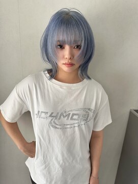ティントバイアロブリーチ 大阪梅田(tint by alo bleach) 【TOMOKI】ブルーシルバー/ウルフカット