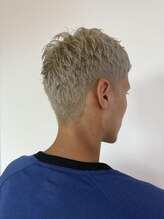 アングゥギャラリー(ungu GALLERY)&nbsp;メンズカット/ブリーチ/ホワイト