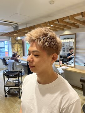 エイト新宿店(EIGHT shinjuku) ミルクティーベージュ2