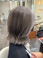 シャルトルーズ(Chart Reuse)&nbsp;外国人風フェイスフレーミング＋バレイヤージュ