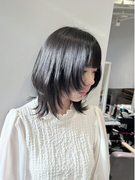 ネオリーブウリ 二子玉川店(Neolive uri) ミディアムヘア暗めカラーデザインカラーフェイスフレーミング