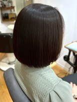 ミツバ(3tuba)&nbsp;オリーブアッシュ 透明感カラー 丸みボブ 髪質改善 20代