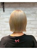 ブリーチベージュボブスタイル