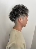 ホワイトマッシュハイライト波打ちパーマ