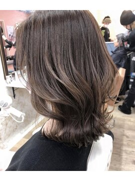 グランアヴェダ ららぽーと門真店(GRAN AVEDA) 【40代50代オーダー人気No.1】ミディアムハイレイヤーカット