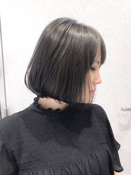 ナイン 麻布十番(NINE) 簡単にまとまる！ワンカール大人可愛いふんわりショートボブ