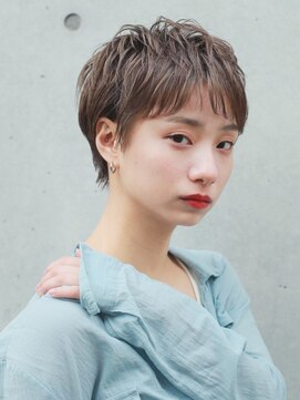 ゴーズゴードットビー 吉祥寺(go s go .b) ミニウルフショートパーマグレージュ前髪ウルフ[吉祥寺]