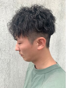 クマ(kuma.) 波パーマ