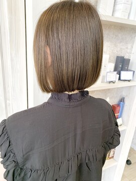 キャアリー(Caary) Caary 福山市 湿気対策！！ぱつんとナチュラルストレートボブ☆