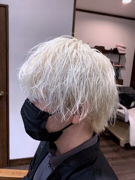 ルーム(ROOM) 【ROOM】ハイトーンはお任せ！ホワイトブロンド　無造作ウルフ！