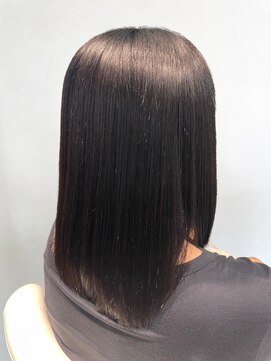 美容室フルール 髪質改善トリートメント透明感大人美人オリーブアッシュ