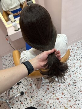 ボタン シブヤ(VOTAN SHIBUYA) 韓国ヘア/艶感カラー/オリーブグレージュ/透明感カラー