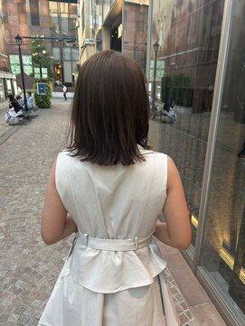 ビュートリアム 梅田(BEAUTRIUM) 外はねショートレイヤー