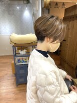 エヌ(N)&nbsp;刈り上げショート　ハイライトカラー