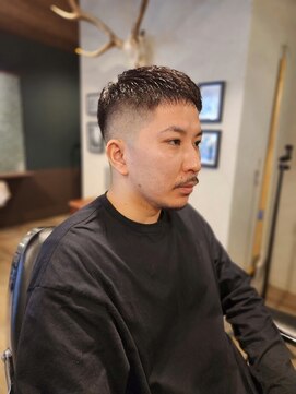 ワンワンオー バーバーショップ 長浜店(@110 BARBER SHOP) Crop