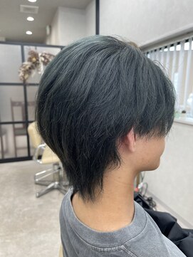 イツキ ヘアーデザイン(ITSUKI hair design) センターパート/アッシュカラー
