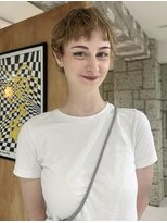 丹 short perm style