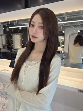ロール 博多(Role) ★くびレイヤーエモージュ黒髪グレーベージュレイヤーロング前髪