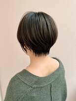 マグノリア バイ ウォーターリリー(Magnolia by Water Lily)&nbsp;大人ショート/ひし形シルエット/前髪あり/30代・40代