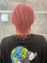 ダブルトーキョー シブヤ(W-TOKYO SHIBUYA)&nbsp;ショートウルフカットハイトーンブリーチホワイトピンクカラー