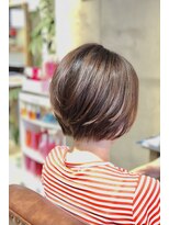 ソーラス (Solus)&nbsp;ショートボブ