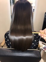 アールサロン アオヤマ(Rr SALON AOYAMA) プラチナミネコラストレート