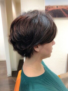 ヘアースパパズ(hairspaPAZ) 大人女性向けマロンベージュ＆ニュアンスショートボブ 30代40代