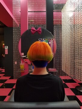 リミックス(REMIX by Love hair KING OF PRINCESS HAIR&EXTENTION) 原色派手髪　原色オレンジ　原色ペールグリーン　原色ブルー